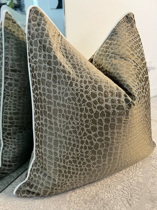 Brocade Bronze Cover